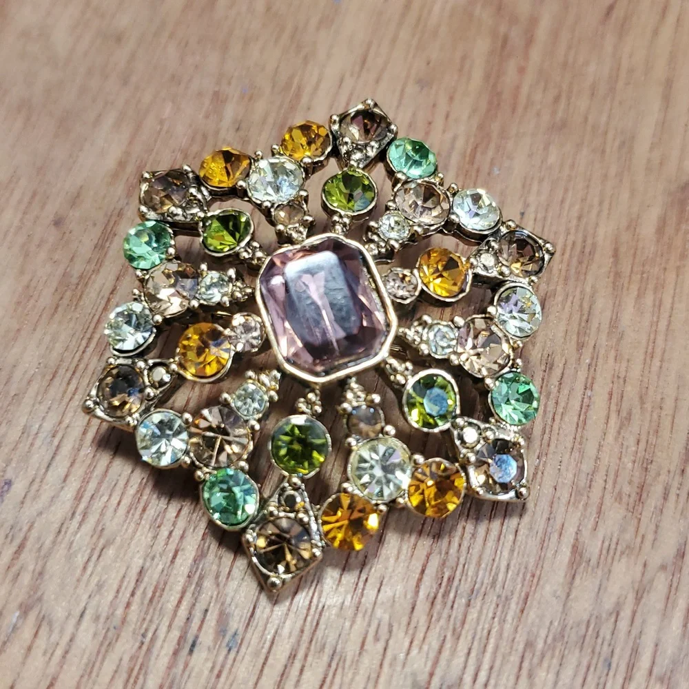 Liz Claiborne Autumn Colors Rhinestone Brooch Pin DX776